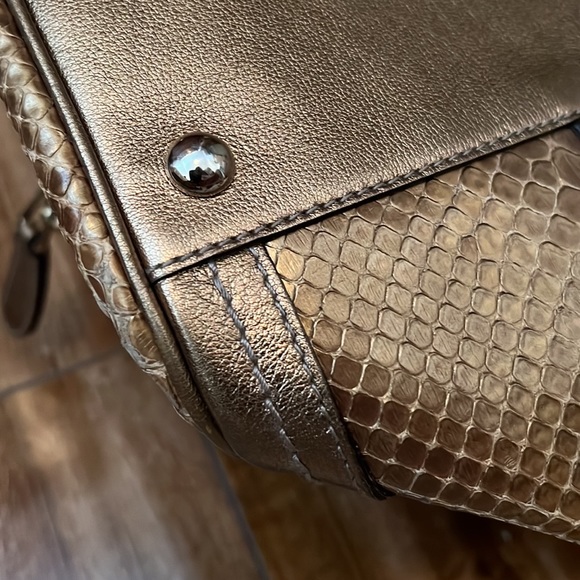 Gucci Python Duffle bag - Picture 5 of 7